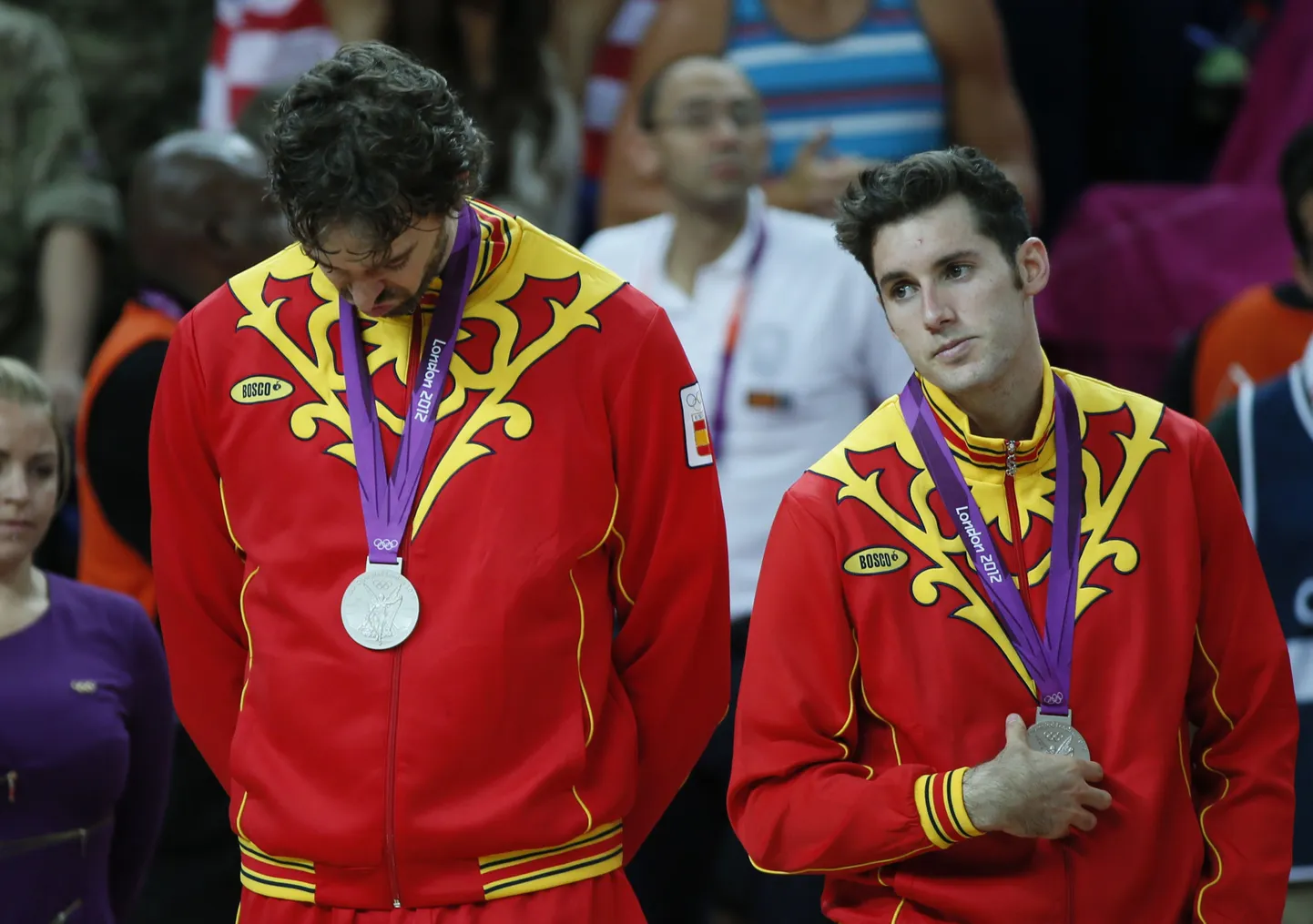 Pettunud Hispaania koondislased Pau Gasol (vasakul) ja Rudy Fernandez pärast kaotatud olümpiafinaali.