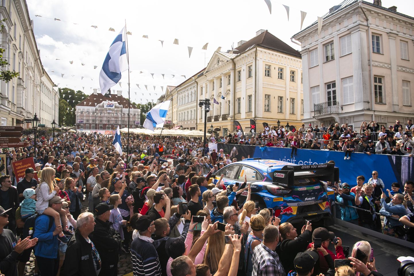 Ott Tänak ja Martin Järveoja Rally Estonia poodiumil.