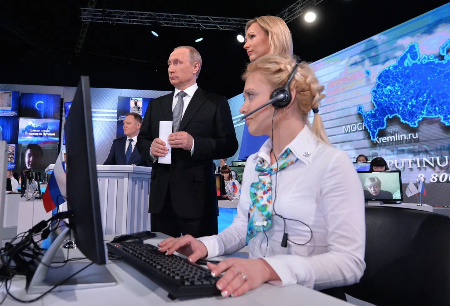 "Прямая линия" с Владимиром Путиным.