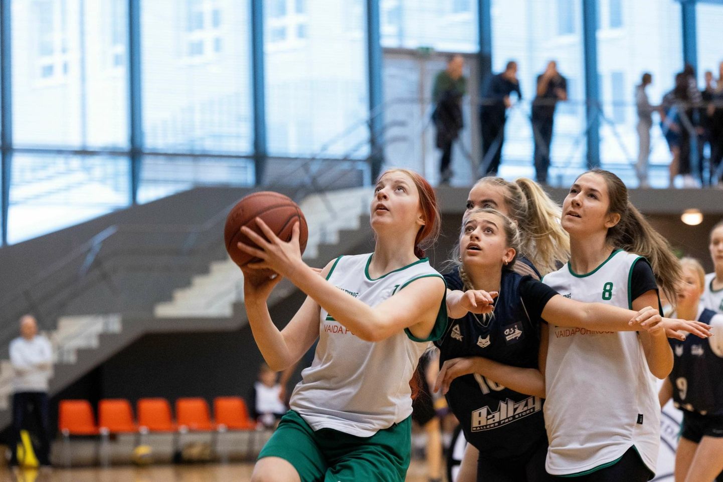 Paide E-piima spordihallis oli korvpalli 3×3 võistlussarja piirkondlik etapp, kus osalesid ka Järvamaa koolid.