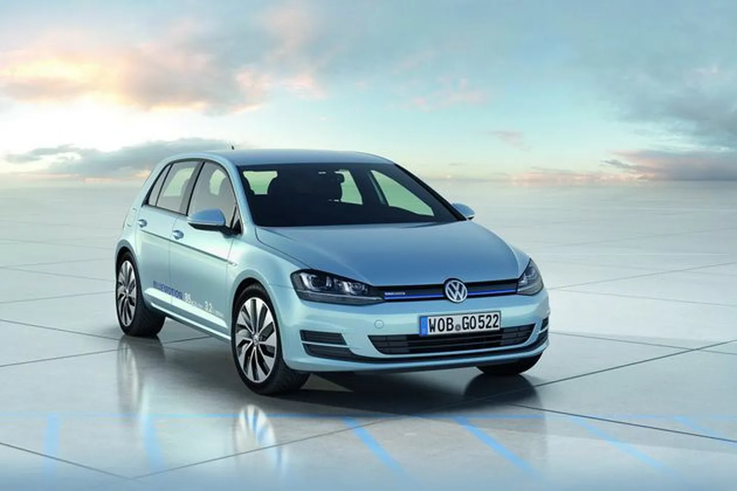 Uus Golf Bluemotion.