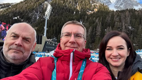 No prezidenta selfija Milānā līdz karstām ballītēm Ventspilī. Kā nedēļas nogali pavadīja Latvijas slavenības?