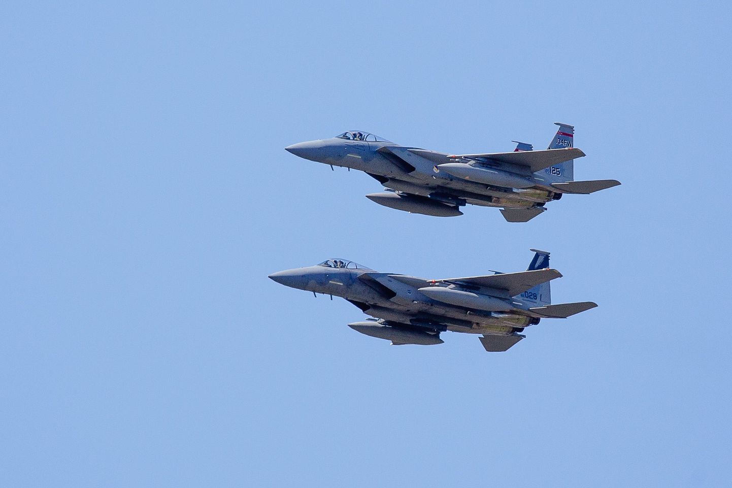 Истребители F-15.
