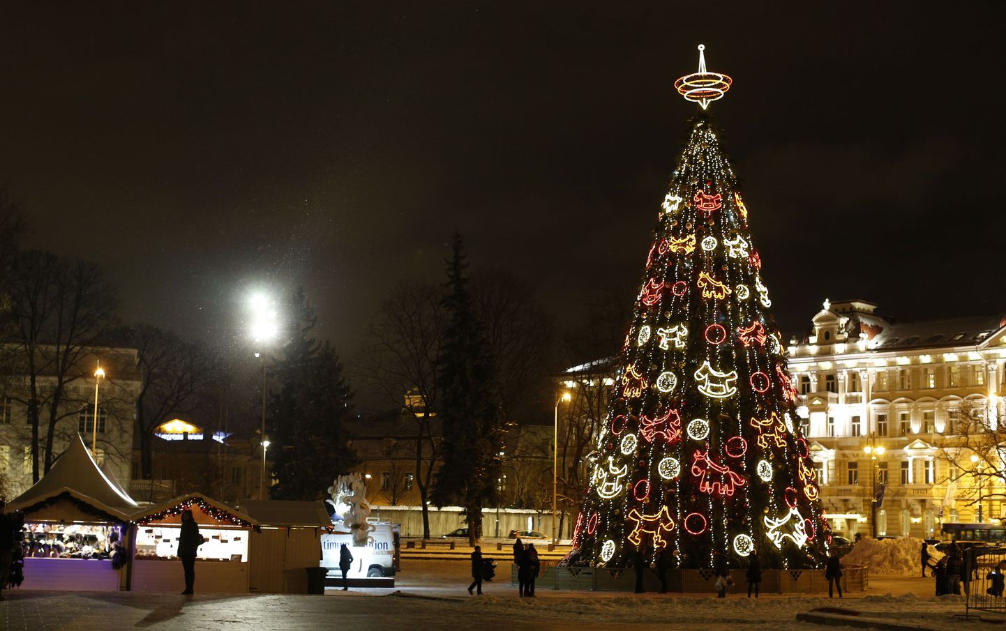 Рождественская елка в Вильнюсе.