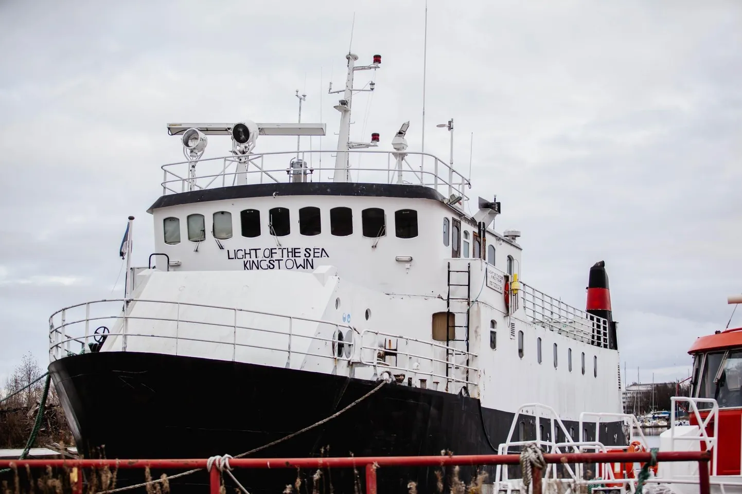 Norras ehitatud reisiparvlaeva Light of the Sea tulevik on endiselt tume: kas temast saab veel sõitev alus või lõigatakse 48aastane sõiduk tükkideks ja müüakse vanarauaks?