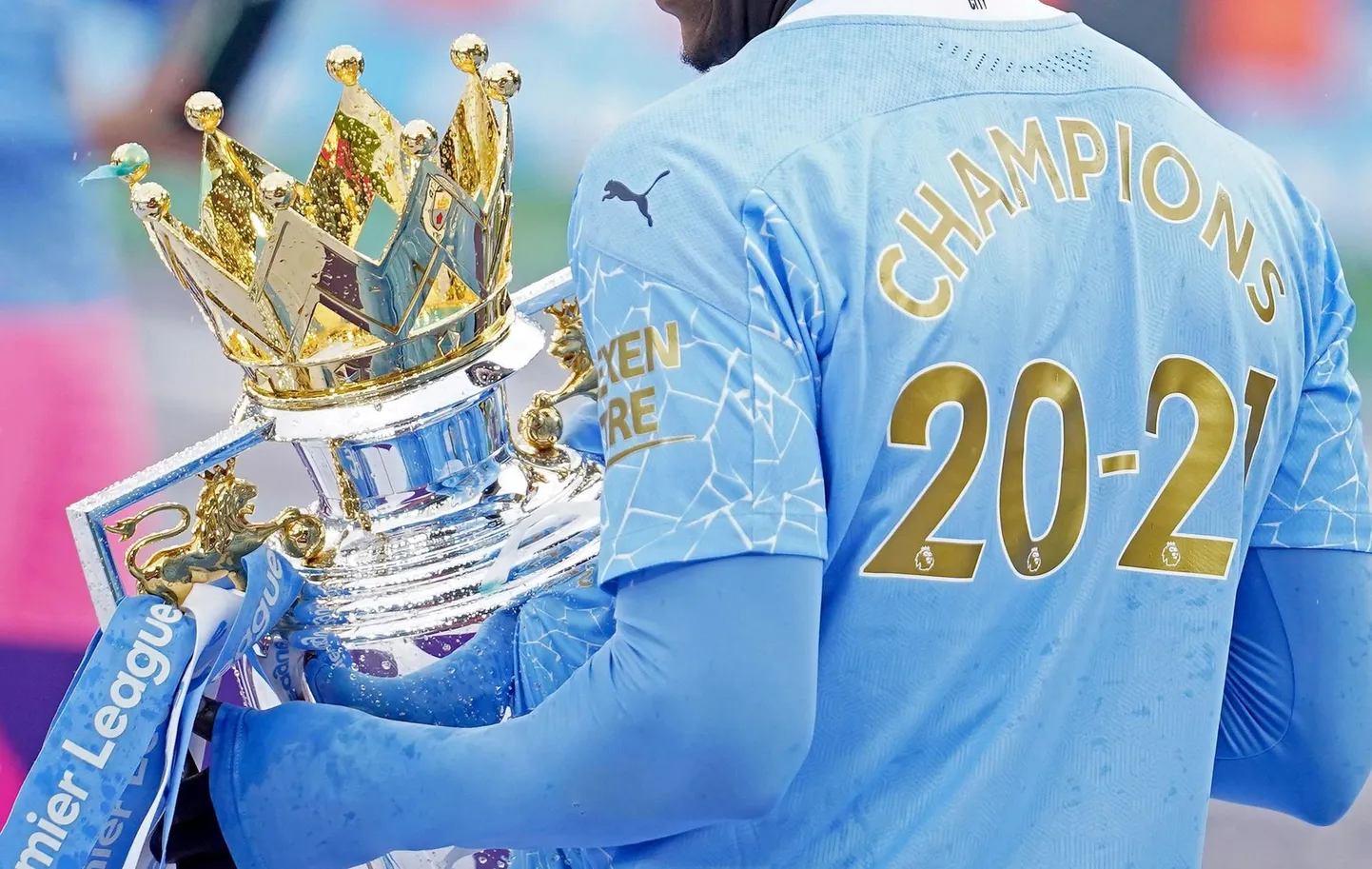 Mullu võitis Inglismaa meistritiitli kindlalt Manchester City. Kas nad suudavad ka tänavu edu korrata või istub keegi teine troonile ja tõstab pea kohale võidukarika?