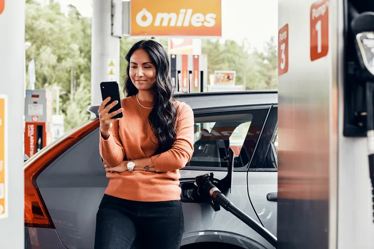 Innovaatiline numbrimakse võimaldab tankimise eest tasuda täiesti automaatselt