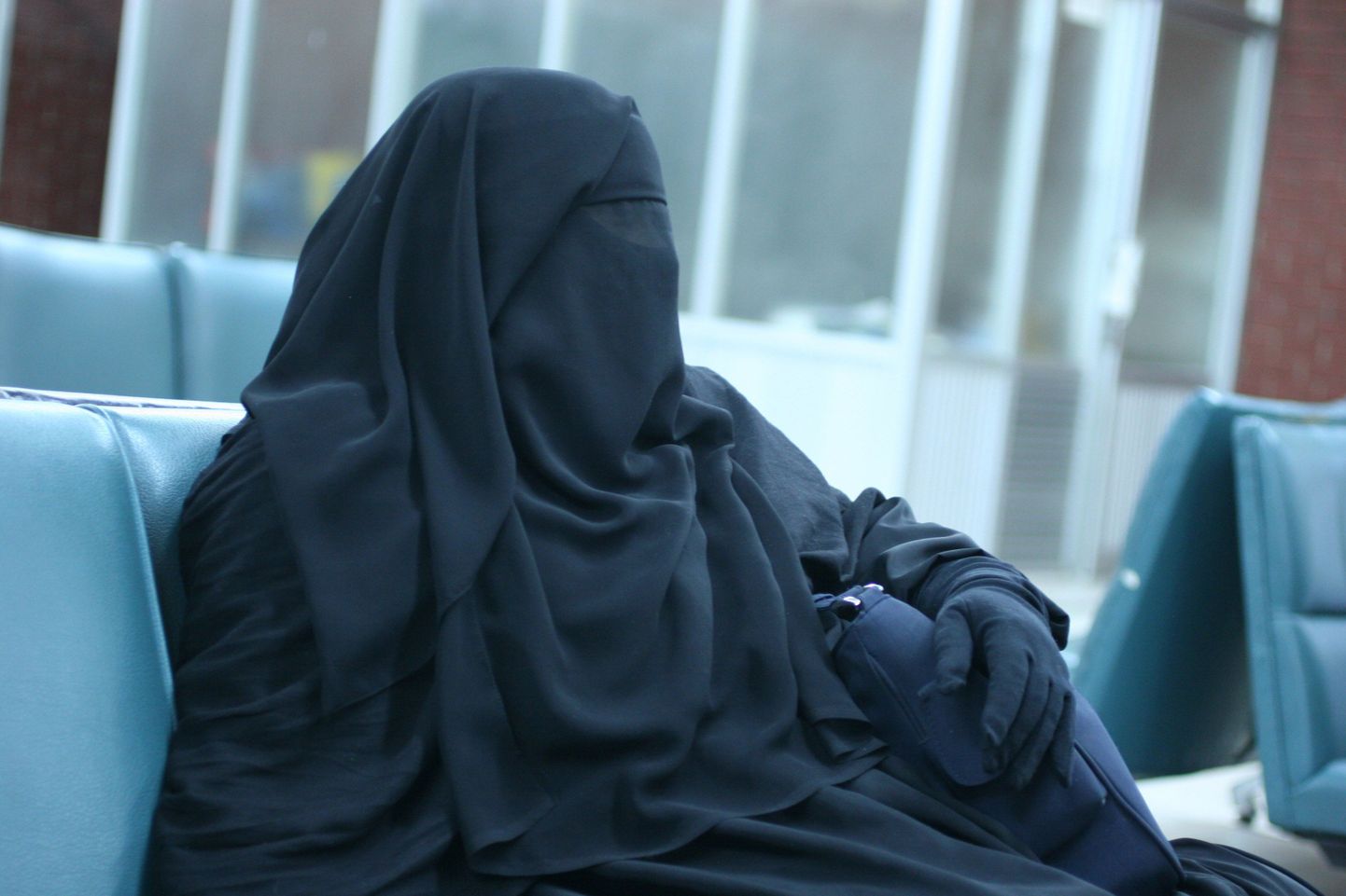 Naine burkas.