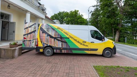 Toetusraha annab sünnipäevaks bussile hoogu