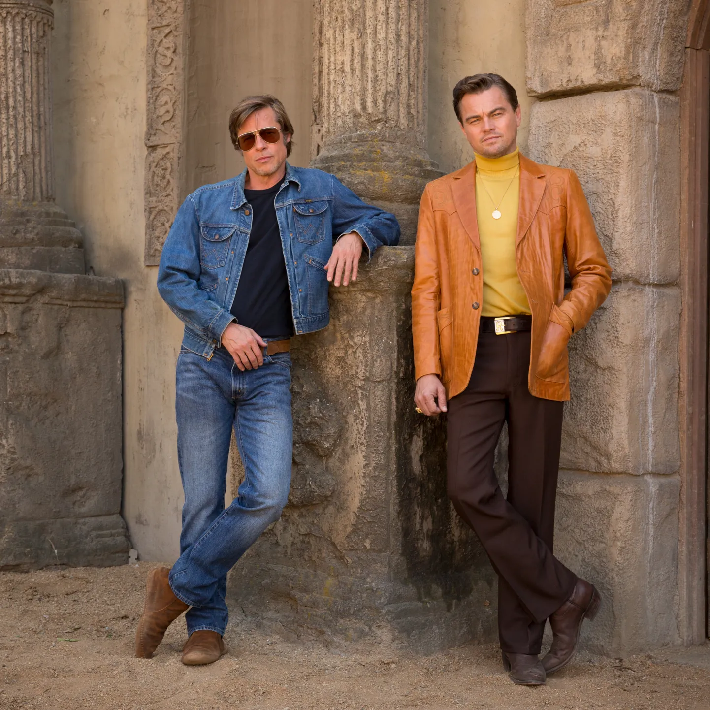 Brad Pitt ja Leonardo DiCaprio (paremal)