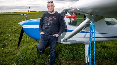 INTERVJUU ⟩ Lennuentusiast Hendrik Agur: tahtsin pärast sõjaväge lennukooli minna, aga pikkuse pärast praagiti välja