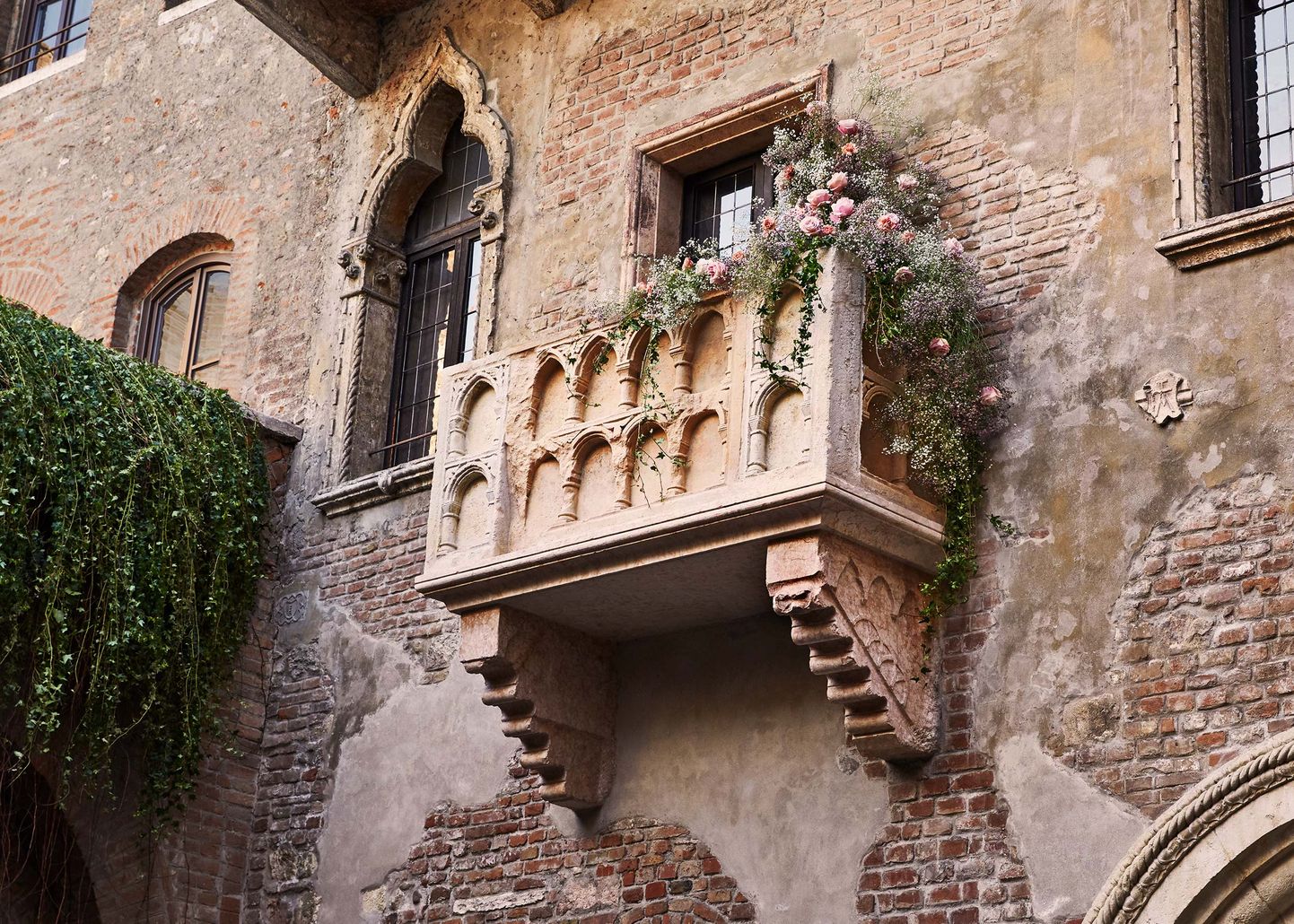 Балкон в доме Джульетты в Вероне.