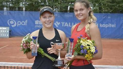 Estonian Openi naiste paarismängu võitjateks krooniti 16-aastased eestlannad