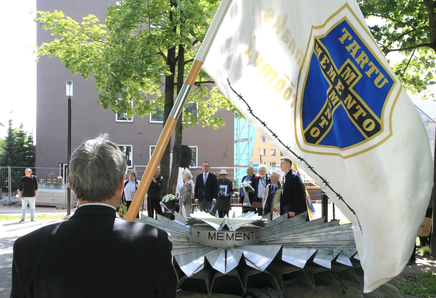 Juuniküüditamise mälestusüritus Rukkilille monumendi juures.