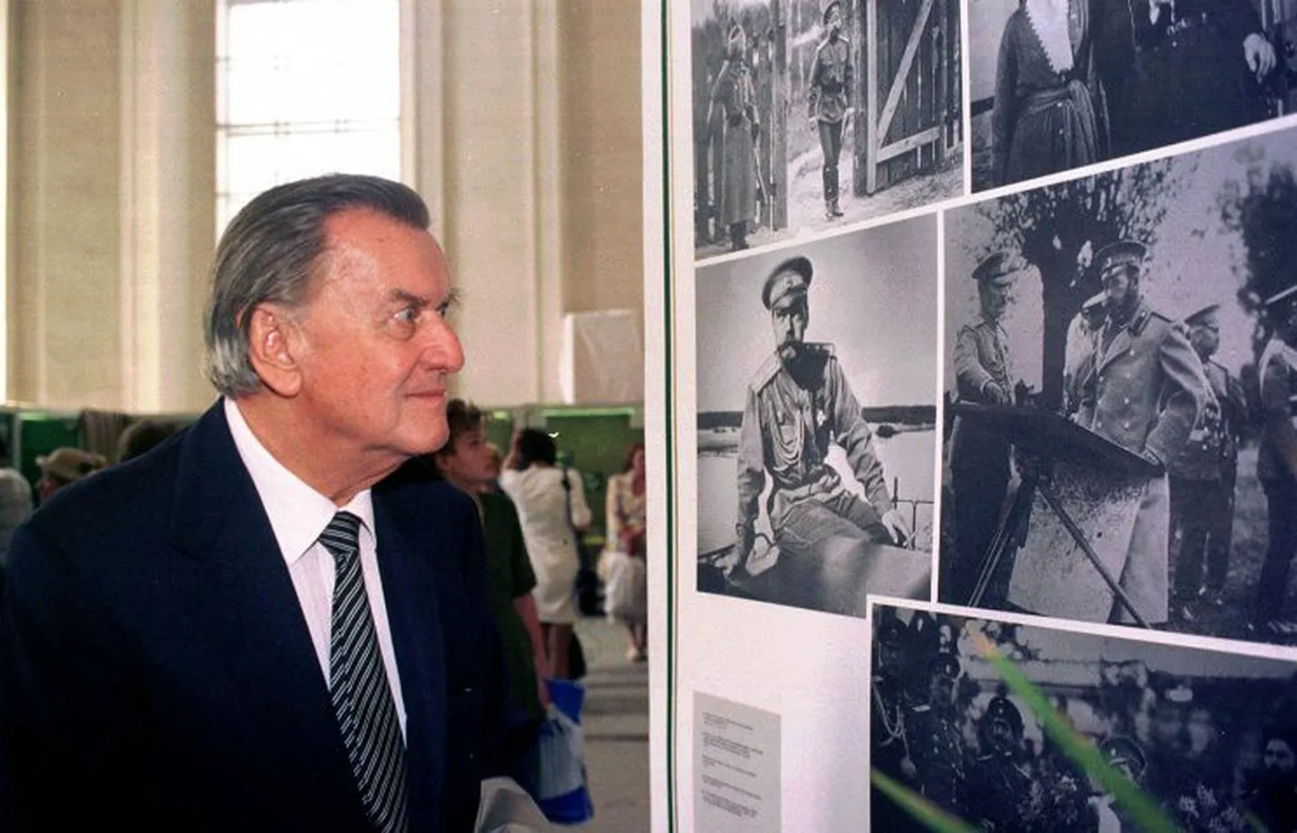 Vürst Nikolai Romanovitš Romanov perekonna ajaloo näitusel.