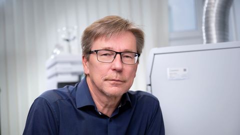 VAENLANE AJUS ⟩ Eesti teadlane selgitab, miks hiilib Alzheimer ligi märkamatult
