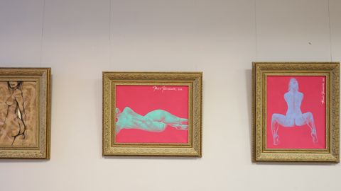 Riia trepigaleriid ehivad Ilmar Kruusamäe loodud figuurid