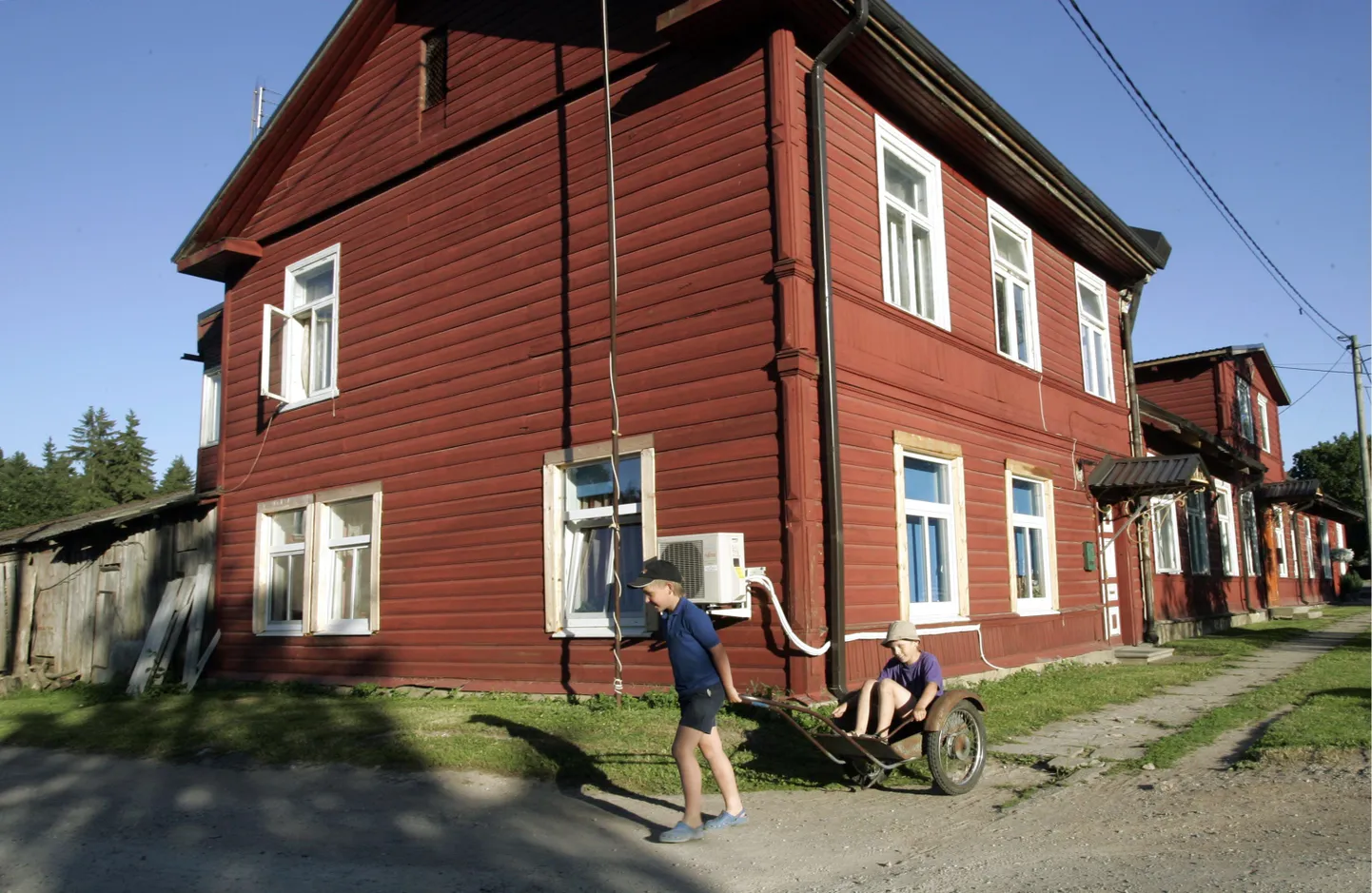 Need praegu nimeta kodutänavale keeravad poisid on ühed vähestest tulevase Joosep Maasi tänava elanikest.