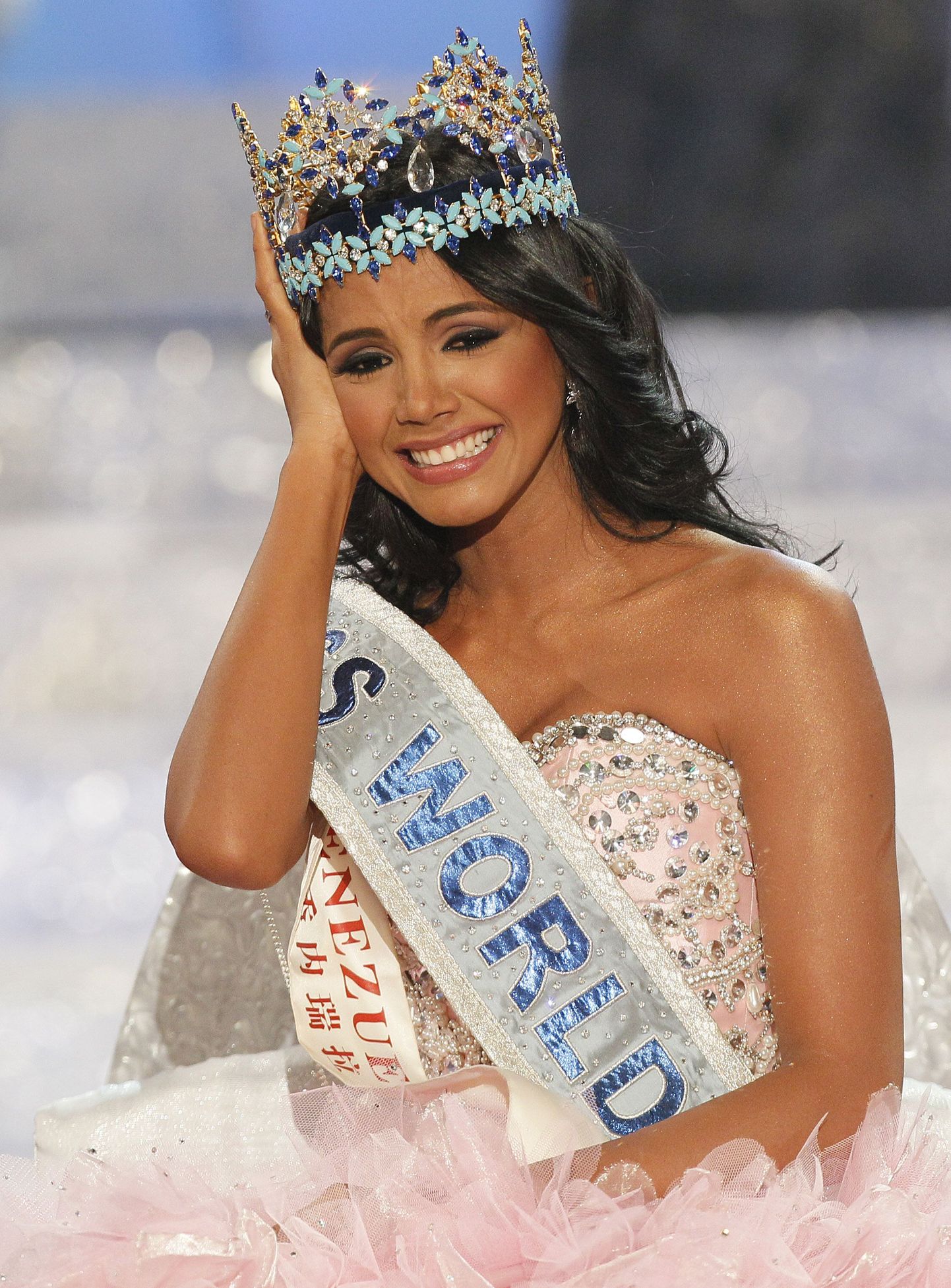 Miss Venezuela Ivian Sarcos valiti Miss Worldiks