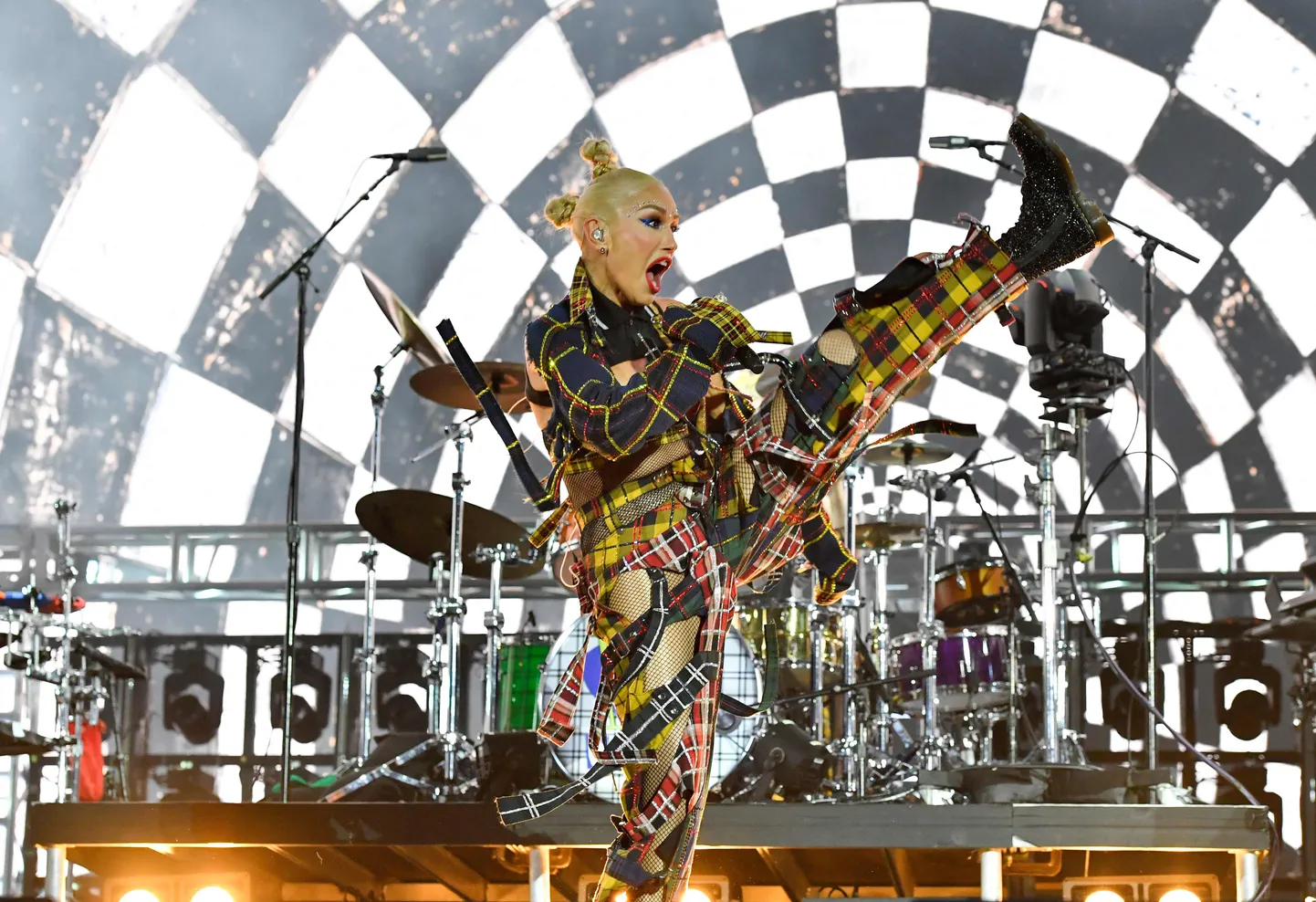 Gwen Stefani ja No Doubt kütsid 2024. aasta Coachella muusikafestil publiku tõsiselt kuumaks.