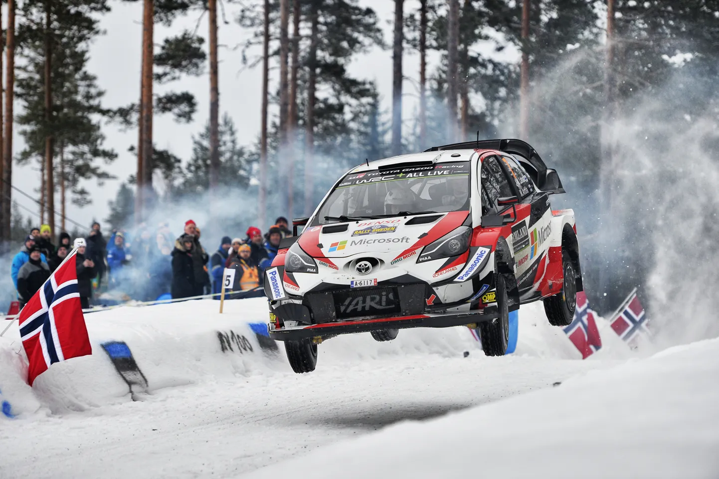 Jari-Matti Latvala Rootsi rallil.