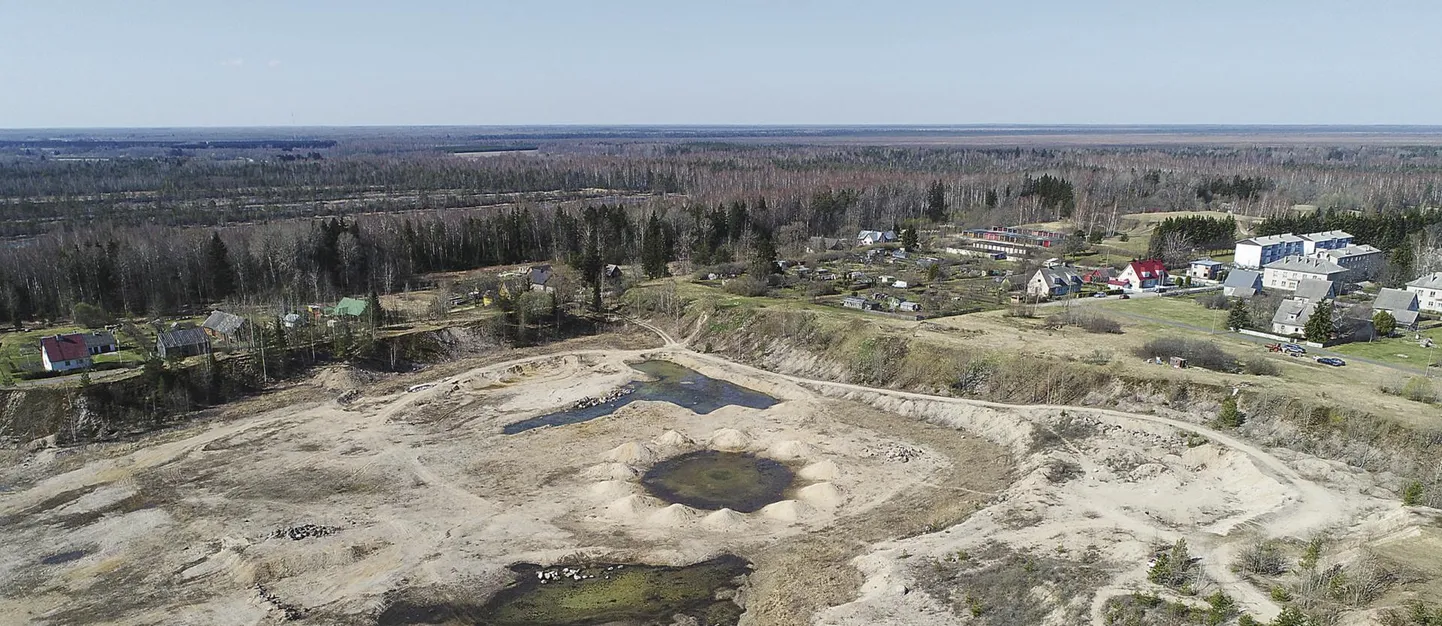 Lavassaare alev näeb linnulennult välja nagu asula Suure kanjoni serval.