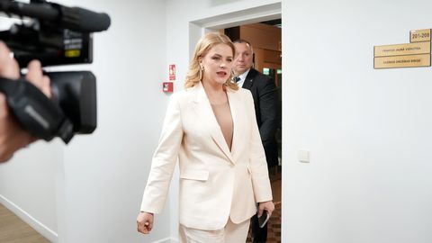 TIEŠRAIDE ⟩ Premjere pēc tikšanās ar 