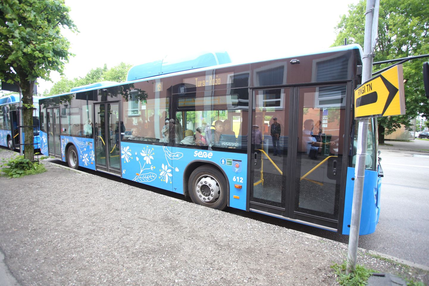 Pärnus vahetus bussioperaator ja kasutusele tuli uus piletisüsteem.