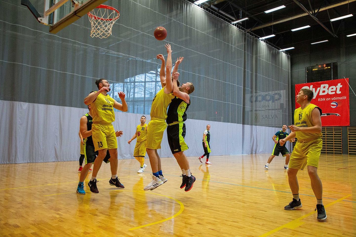 Retro jätkab Järvamaa korvpalli-karikavõistluste keskmises, aga Järva-Jaani (kollases) nõrgemas vahegrupis.