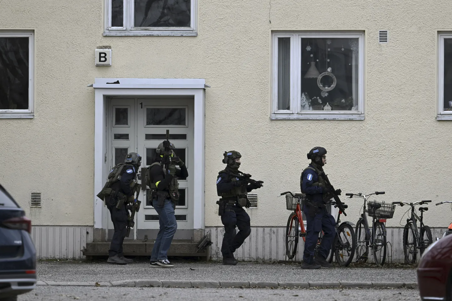 Soome politsei töötamas Helsingis.