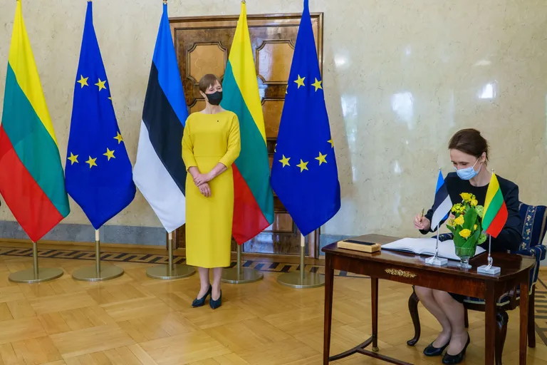 Kaljulaid rääkis Leedu parlamendi spiikriga viirusest ja Valgevenest.