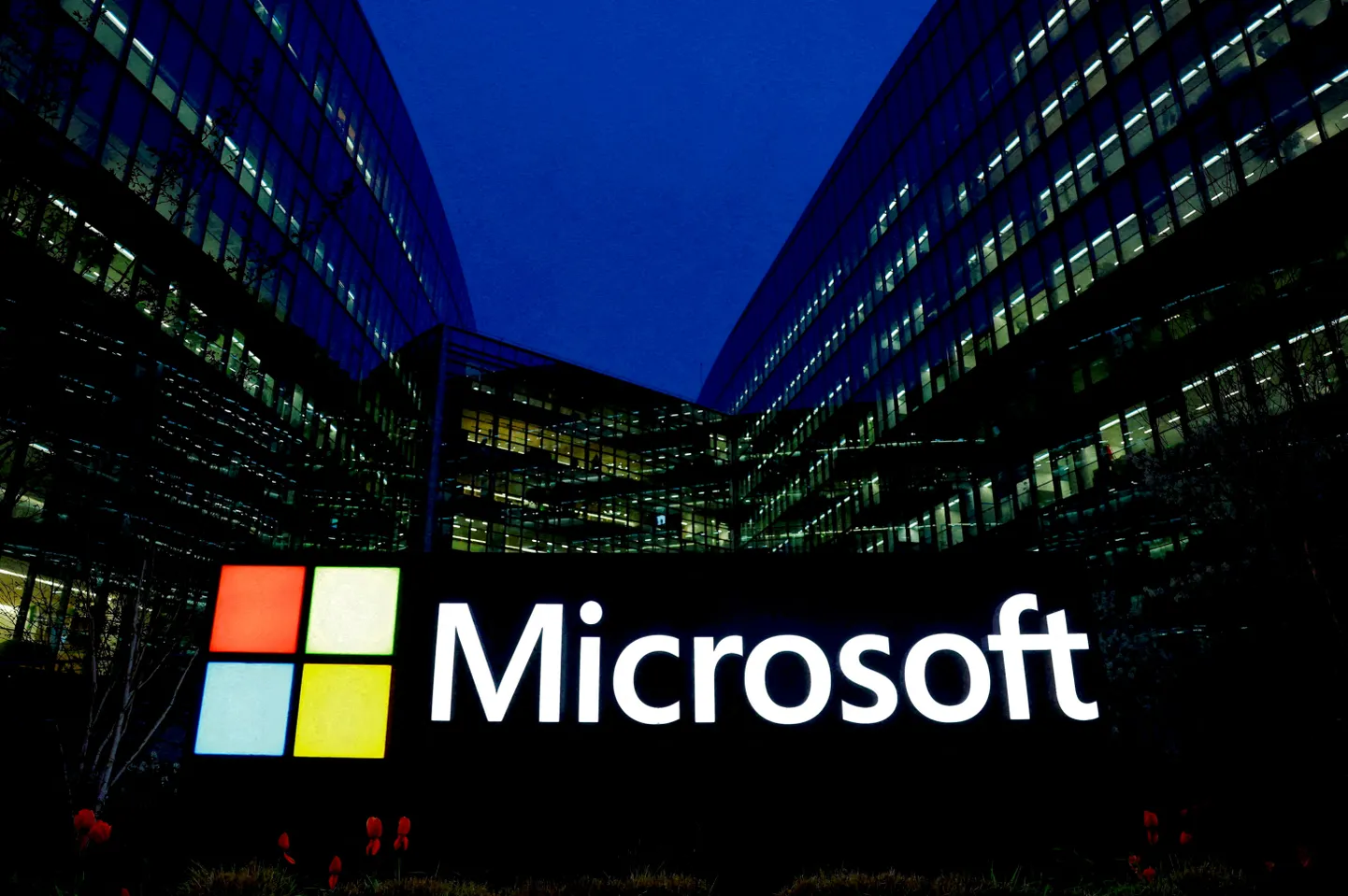 Microsofti 2024. fiskaalaasta käive on ligikaudu samal tasemel Kreeka ja Uus-Meremaa kogu eelmise aasta sisemajanduse kogutoodanguga, mis mõõdab kõigi riigis toodetud kaupade ja teenuste koguväärtust.