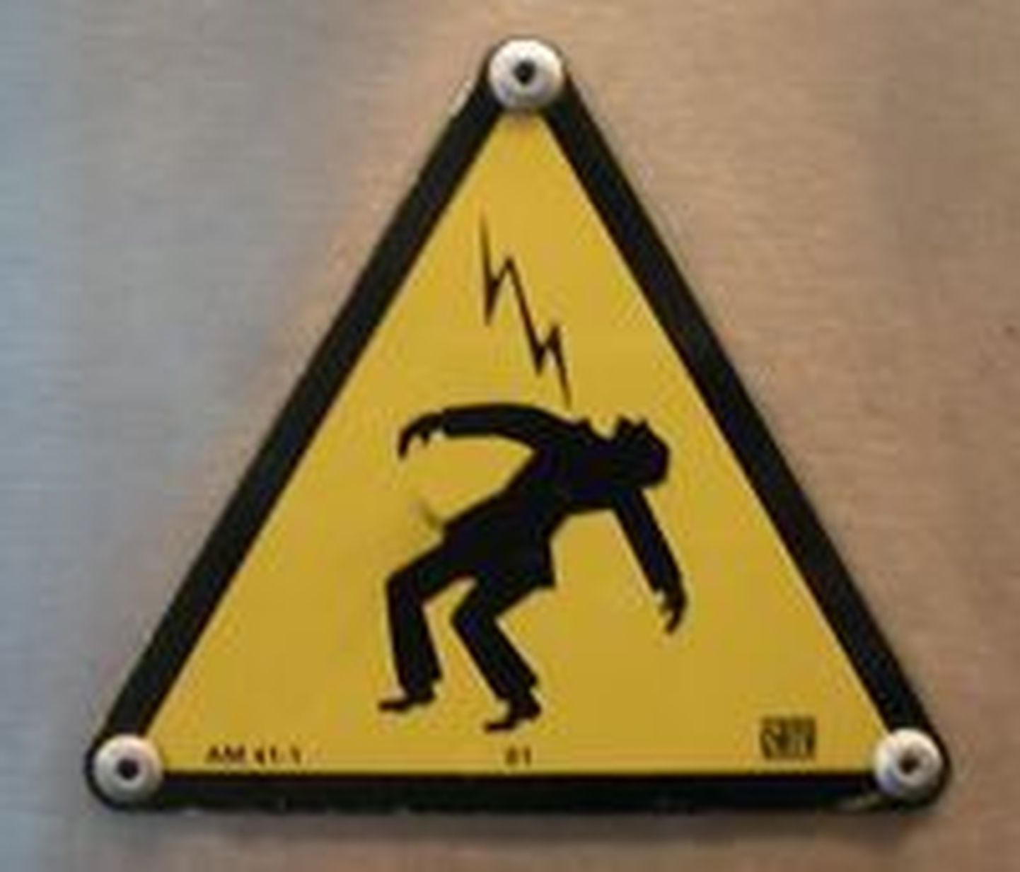 Elektri eest hoiatav märk