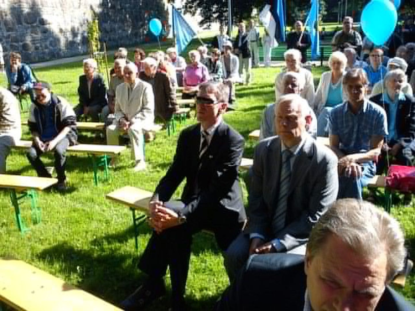 В парке Хирве проходит встреча, посвященная 72-й годовщине заключения пакта Молотова-Риббентропа