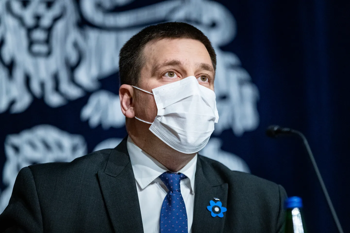 Peaminister Jüri Ratas pressikonverentsil.
