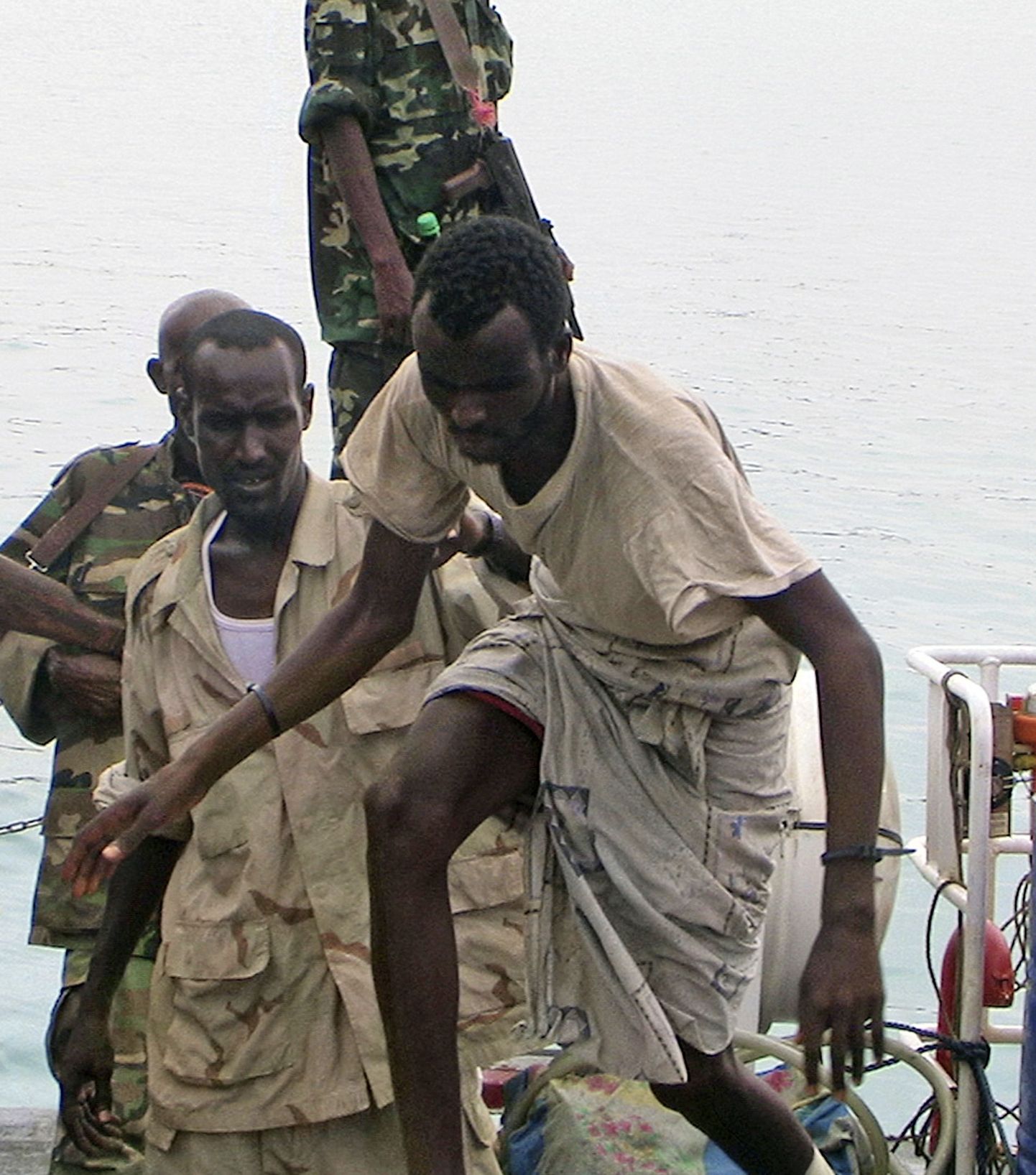 Vahistatud Somaalia piraadid.