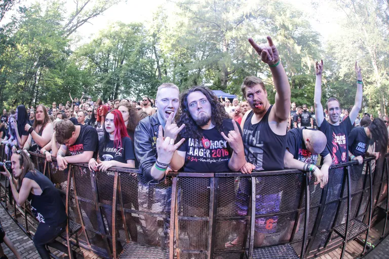 Hard Rock Laager 2016, esimese päeva õhtu