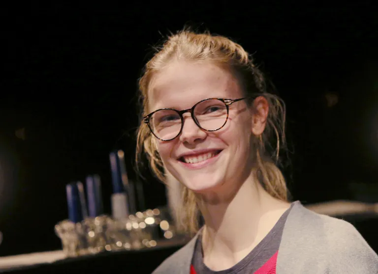 Näitleja ja lavastaja Elise Metsanurk.
