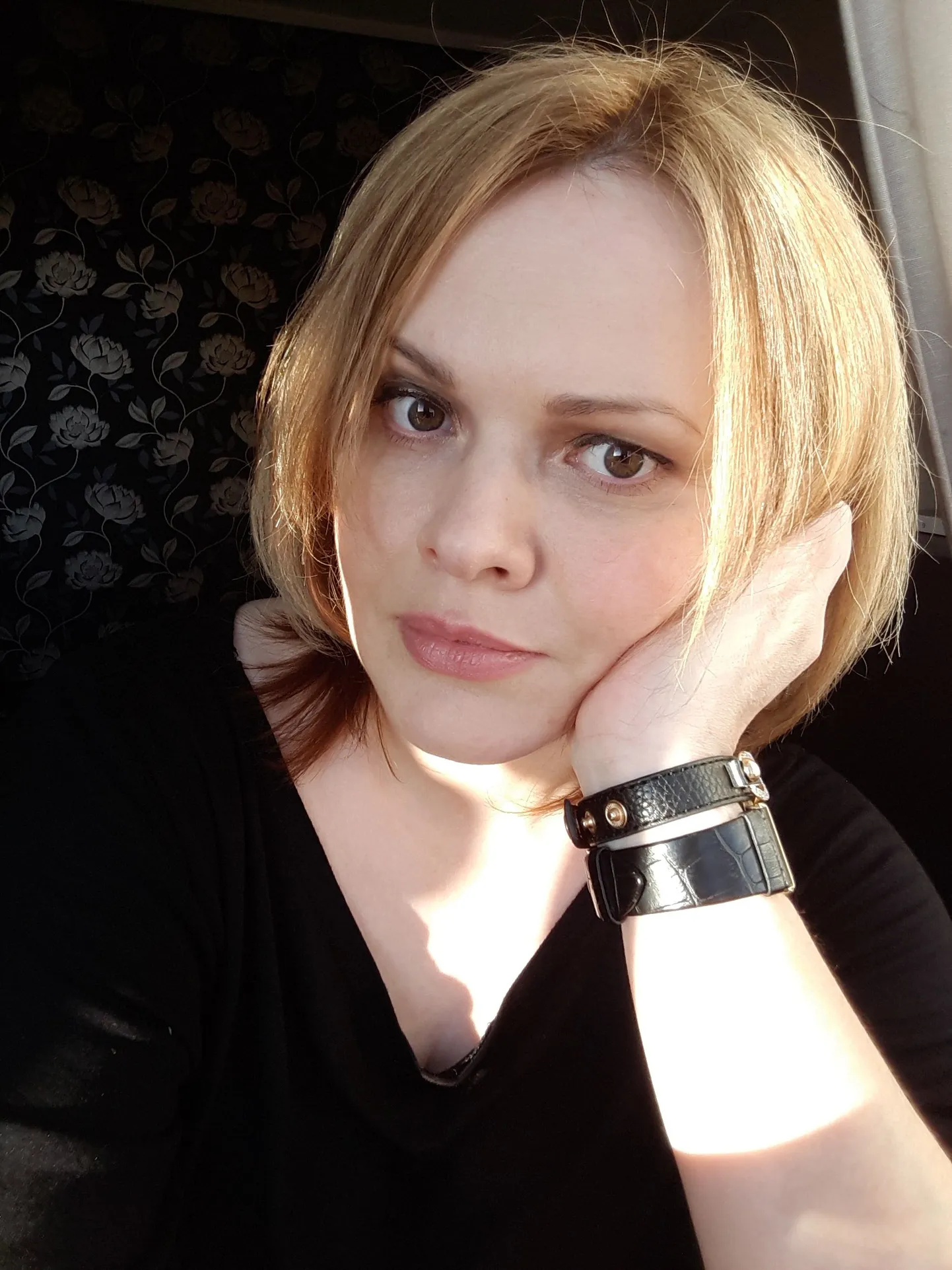 Katrin Pauts, kirjanik ja stsenarist