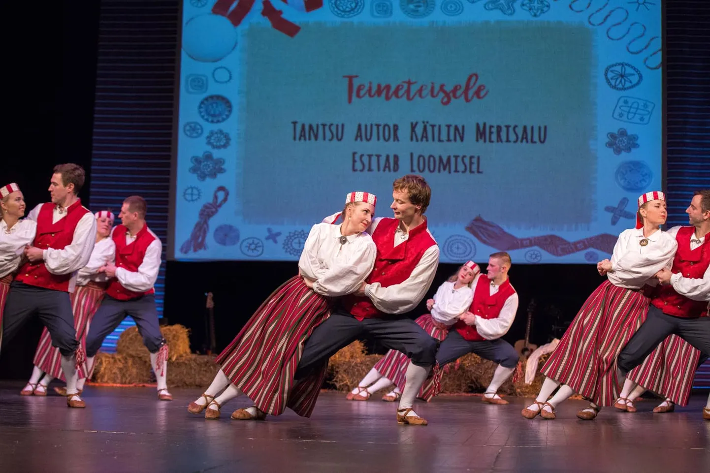 Heategevusliku etenduse viimase ja kõige südamlikuma tantsu «Teineteisele» pühendasid Loomisel tantsijad oma kunagisele liikmele Kristi Natusele, kelle võitlust ajukasvajaga nad palusid kontserdi külastajatel toetada.