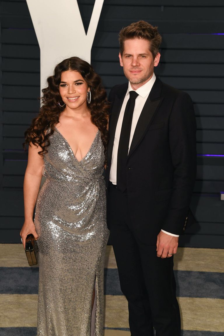 America Ferrera ja abikaasa Ryan Piers Williams Oscarite järelpeol 2019. aastal.
