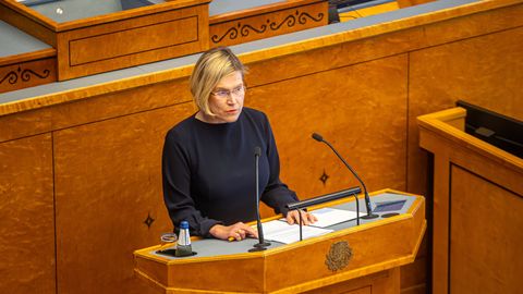 Madise toetuseks on koos 62 allkirja, Võrklaev ja Izmailova ootavad temaga kohtumist
