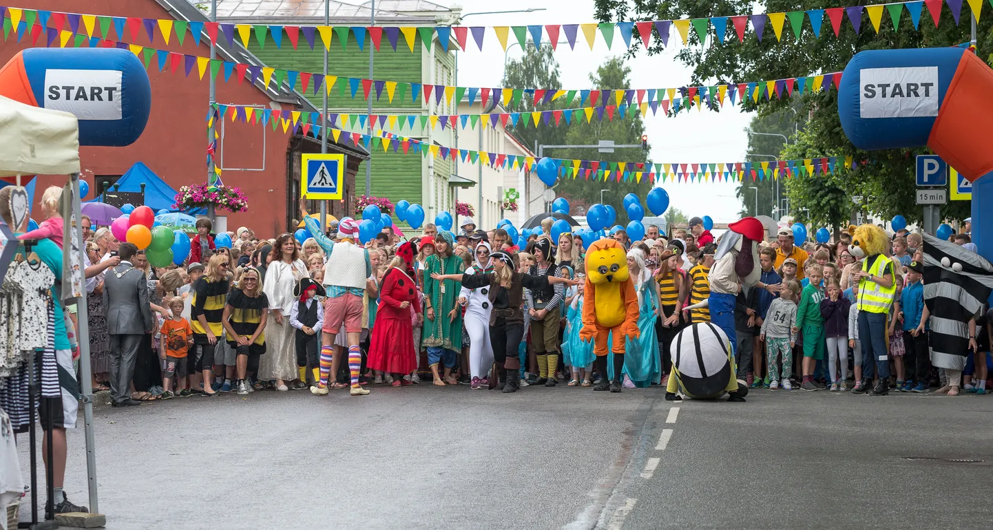 Võru lastefestivali avajooks
