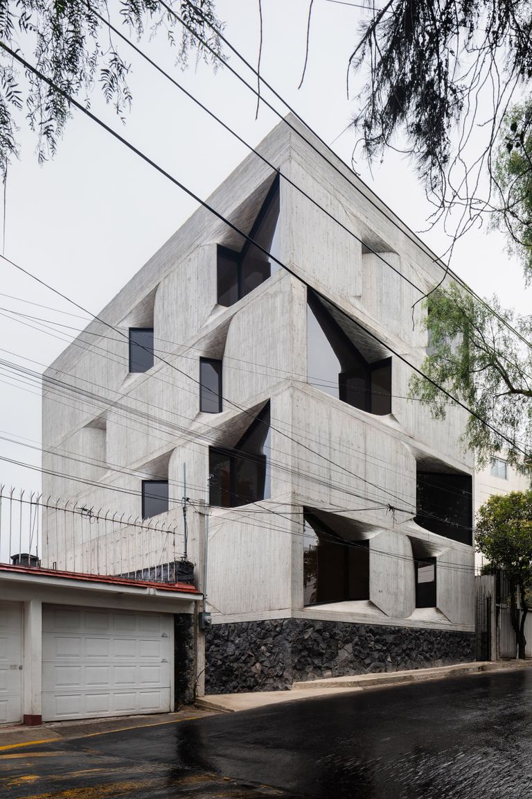 Многоквартирный дом в Мехико.