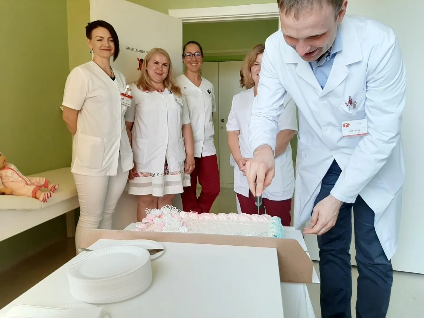 Viljandi haigla avas ämmaemanda iseseisva vastuvõtu toa.
