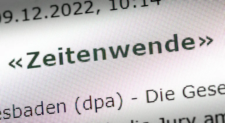 Sõna Zeitenwende ehk pöördepunkt valiti tänu Olaf Scholzi märgilisele julgeolekupoliitilisele kõnele Saksamaal 2022. aasta sõnaks.