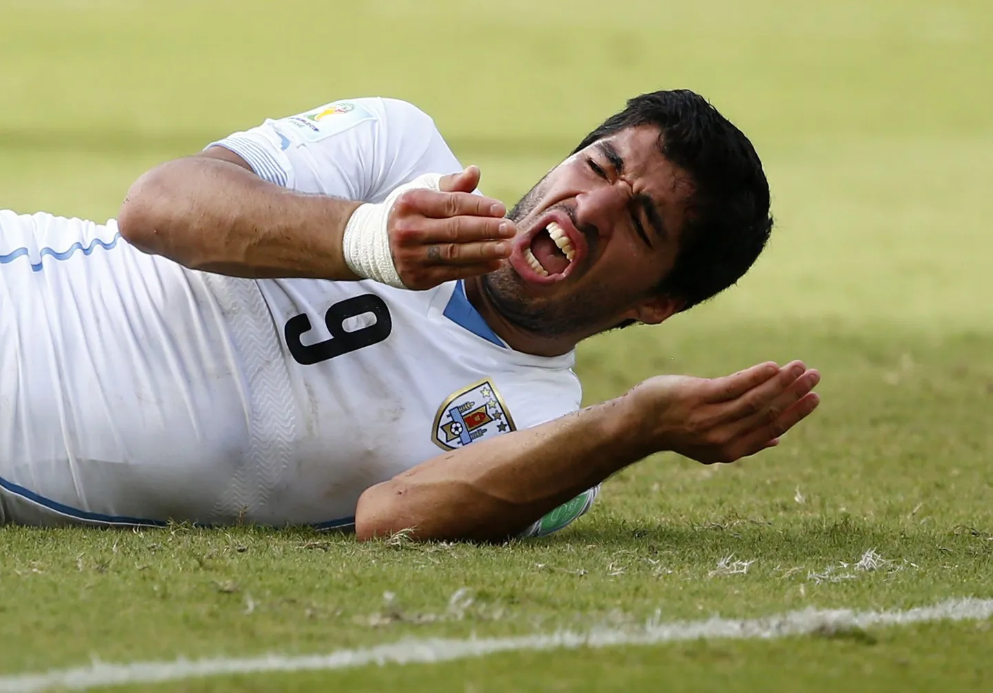 Luis Suarez pärast Giorgio Chiellini hammustamist.