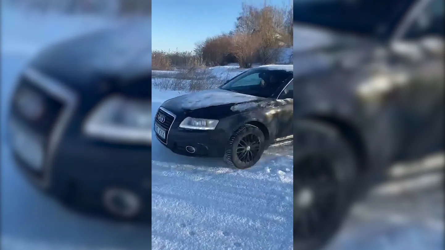 Eesti numbriga auto vajus Pihkva oblastis läbi jää.