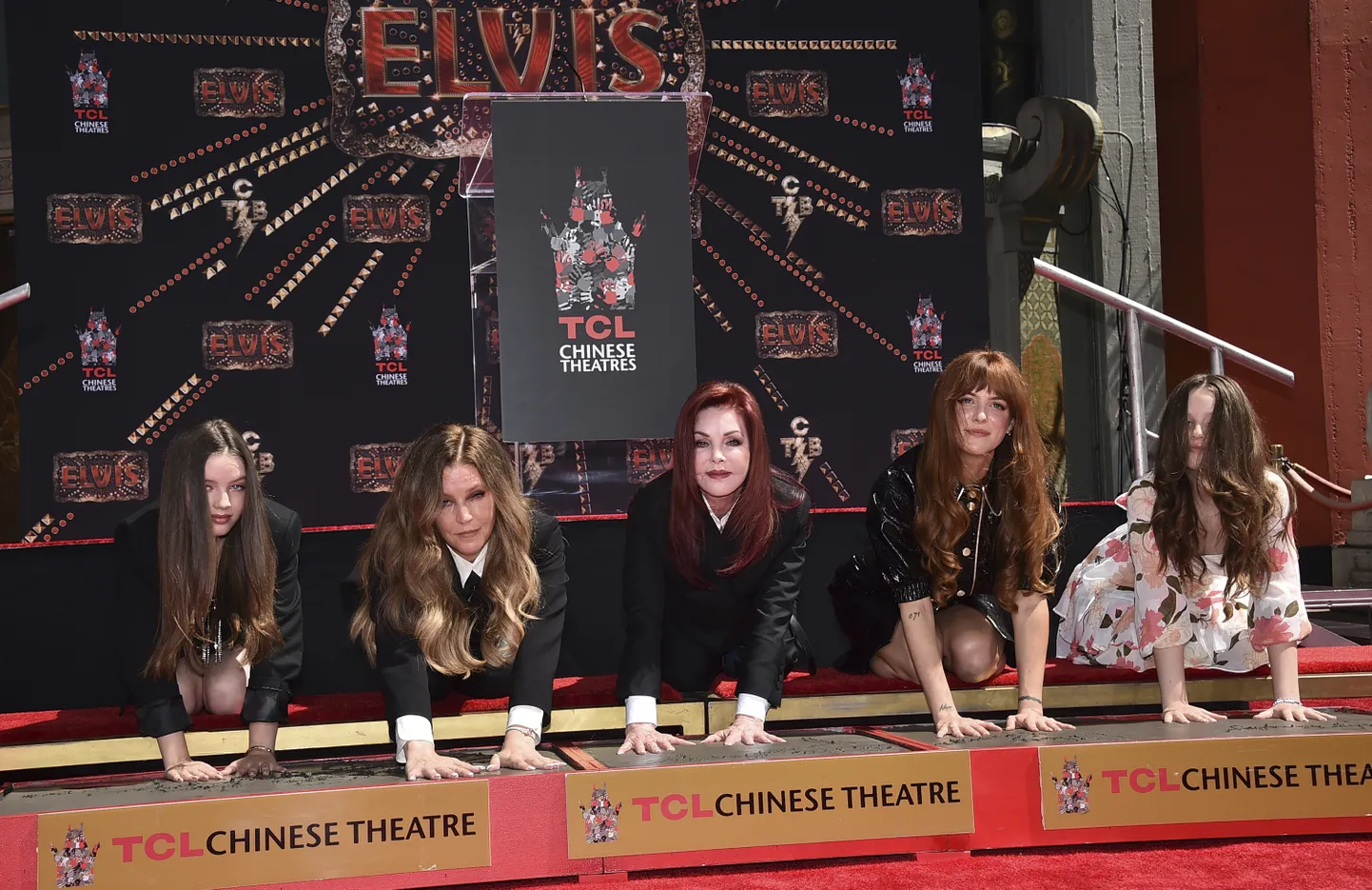 (Vasakult paremale) Harper Presley Lockwood, Lisa Marie Presley, Priscilla Presley, Riley Keough ja Finley Presley Lockwood, 21. juunil 2022.