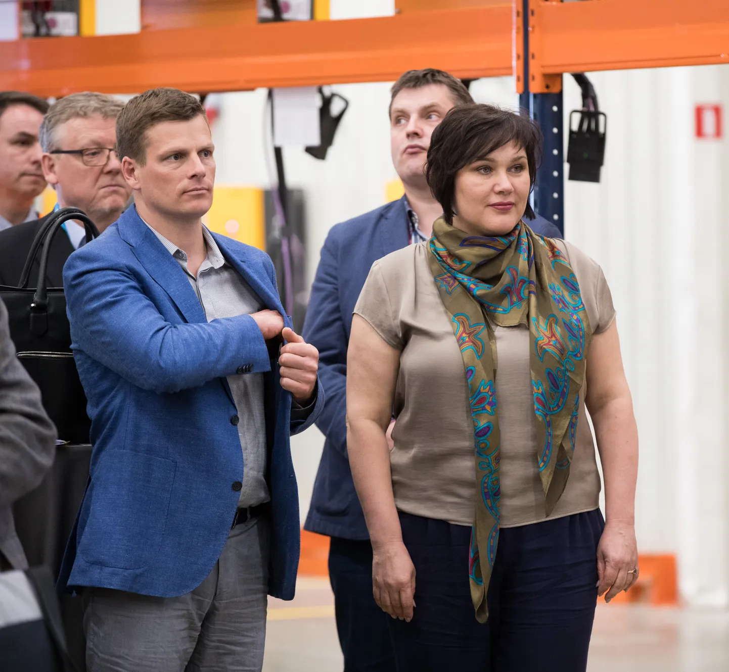 Läti Maxima juhatuse liikmed Jānis Vanags (vasakul) ja Kristīne Āboltiņa (paremal).